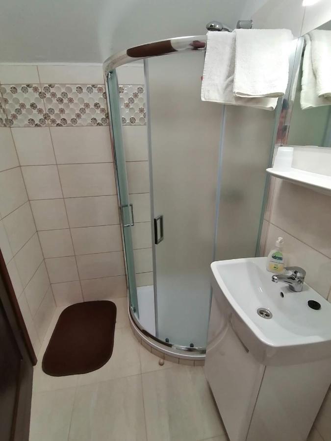 Joos Apartman Sárvár Eksteriør billede