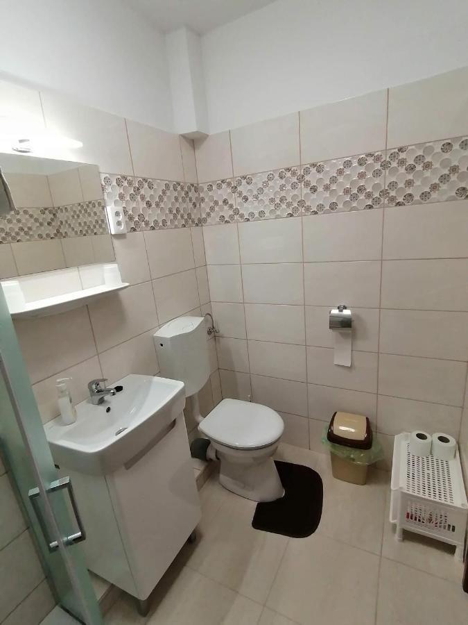 Joos Apartman Sárvár Eksteriør billede