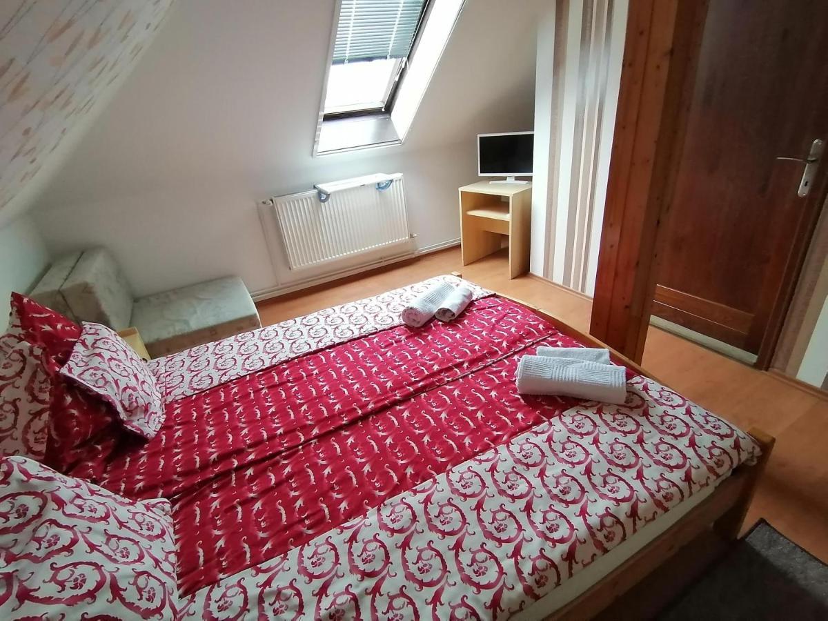 Joos Apartman Sárvár Eksteriør billede