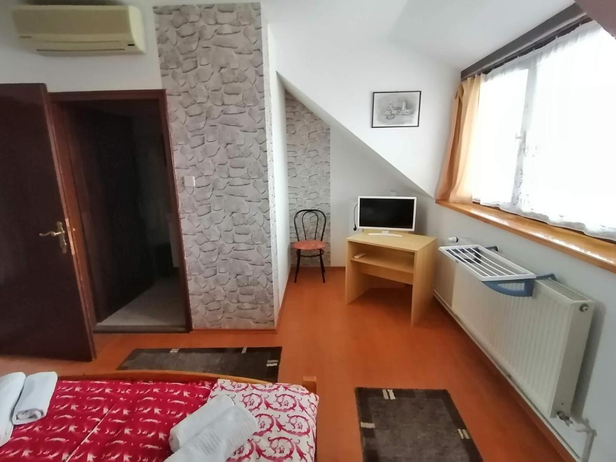 Joos Apartman Sárvár Eksteriør billede