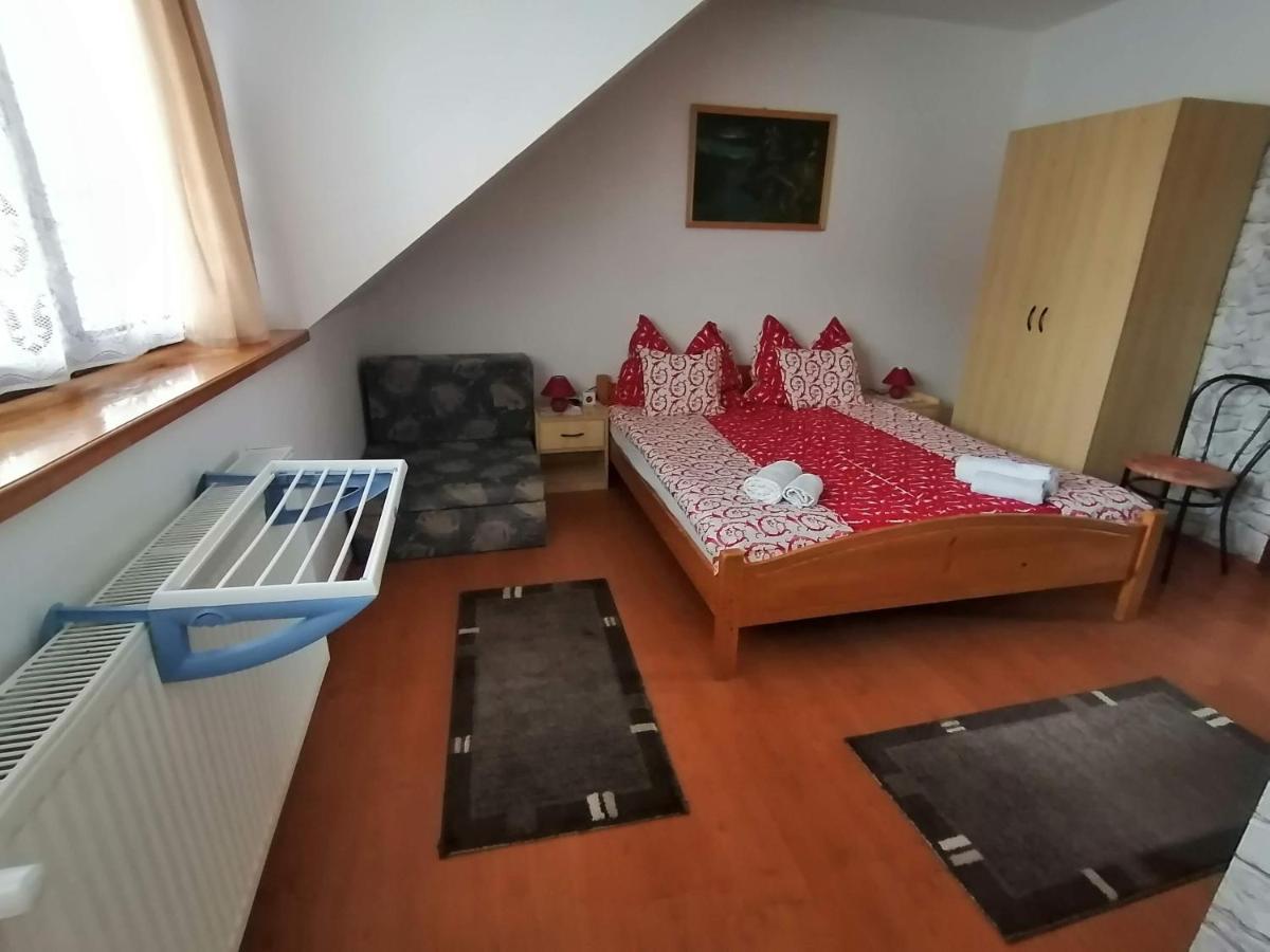Joos Apartman Sárvár Eksteriør billede